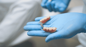 prótese dentária